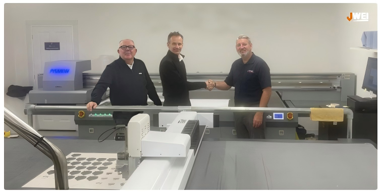 經緯廣告裁切機